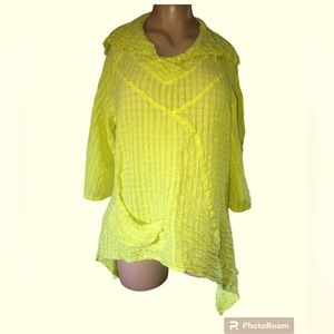 Lightweight Yellow Women's Tunic Top